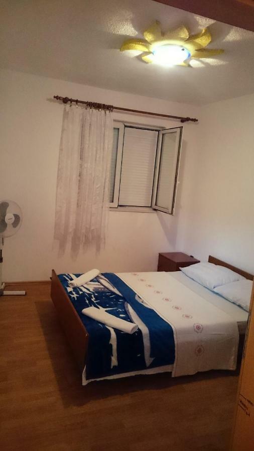 Apartments G&M Vodice Bagian luar foto