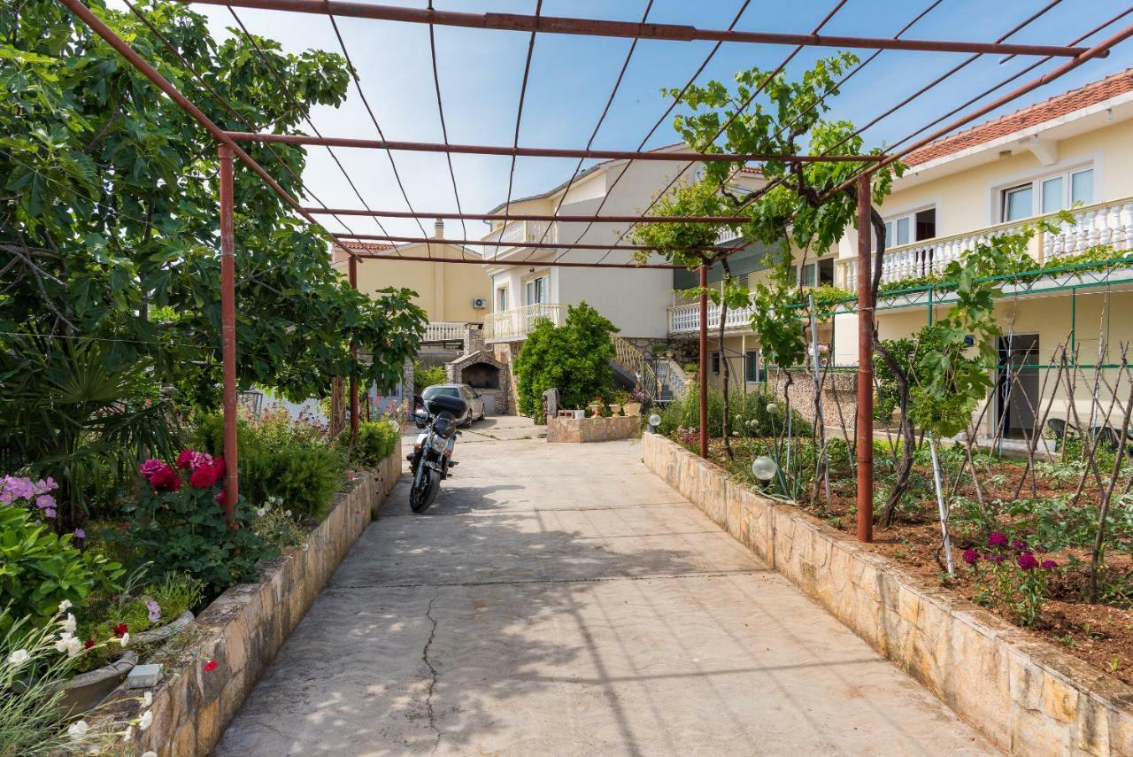 Apartments G&M Vodice Bagian luar foto